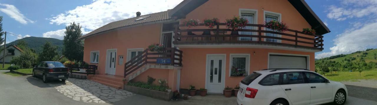 Guesthouse Blazenka Hodak Seliste Dreznicko Eksteriør billede
